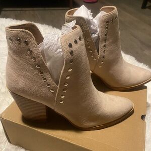Beige ankle boots